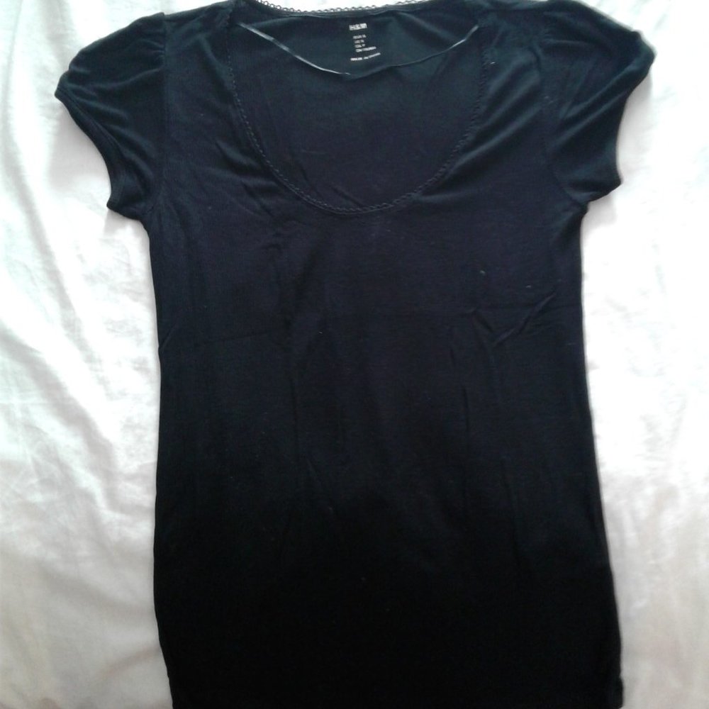 H&M black short sleeve top size S